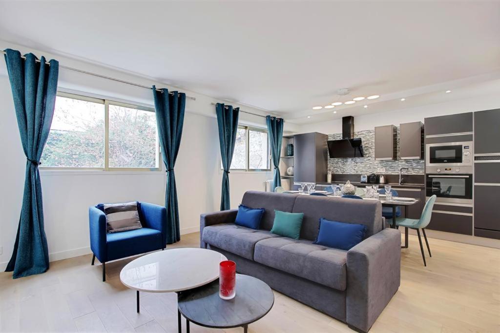 Trocadero/ Eiffel Tower - 3 Bedrooms- All New! Paris Extérieur photo